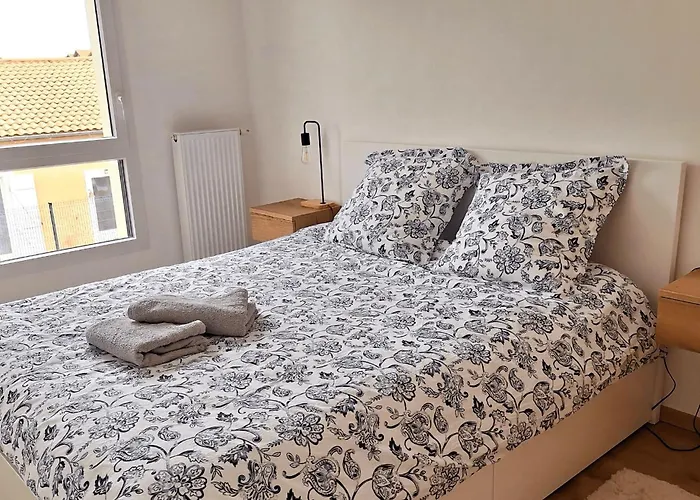 Prázdninový dům Maison Cosy Avec Petit Jardin
